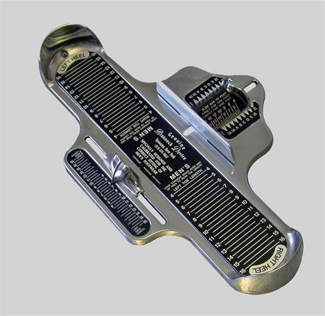 brannock device for measuring feet